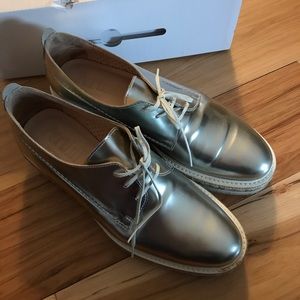Pertini Lace-Up Loafer Size 38